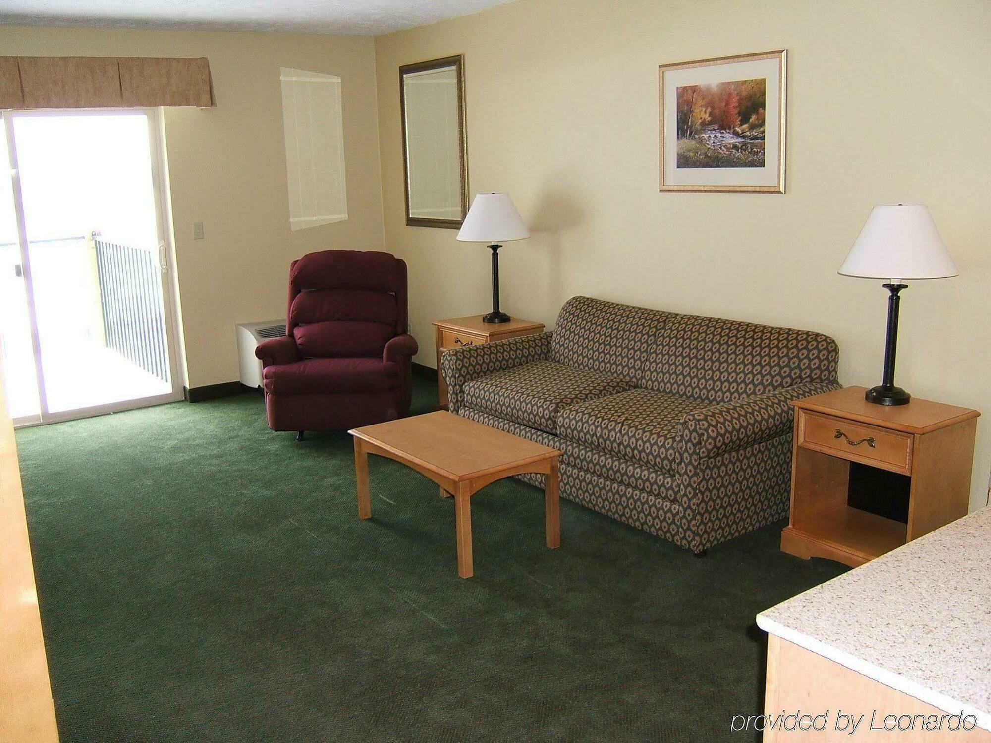 Holiday Inn Express Munising-Lakeview, An Ihg Hotel Room photo